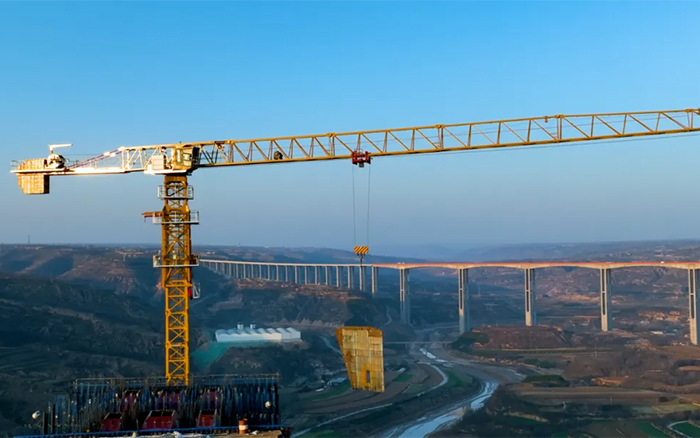 群塔架飞虹 | 黄土高原崛起的“esball官网电子游戏www.esball.com金”