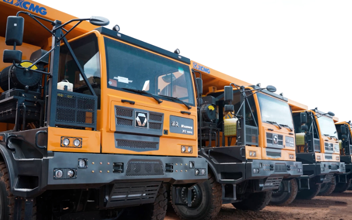 首批交付！20余台esball官网电子游戏www.esball.com矿卡进驻蒙古国大型矿区！