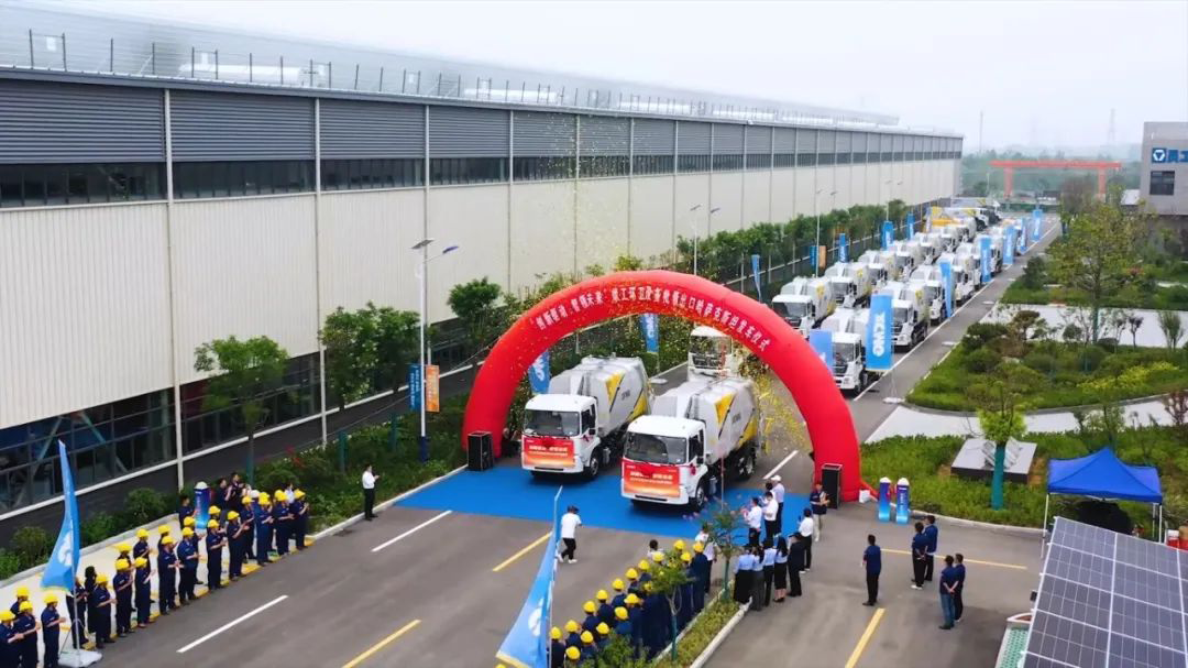 批量出口中亚，这次是esball官网电子游戏www.esball.com环卫机械！