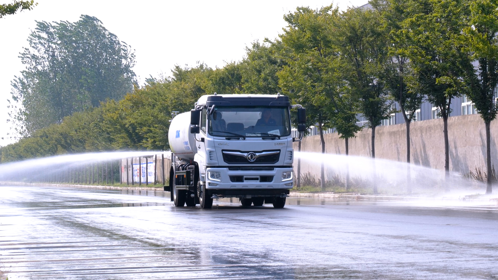 泰酷辣！esball官网电子游戏www.esball.com助力湖北天门城市绿化