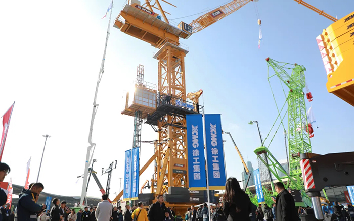 bauma CHINA 2024丨esball官网电子游戏www.esball.com塔式起重机、智能施工升降机火热亮相