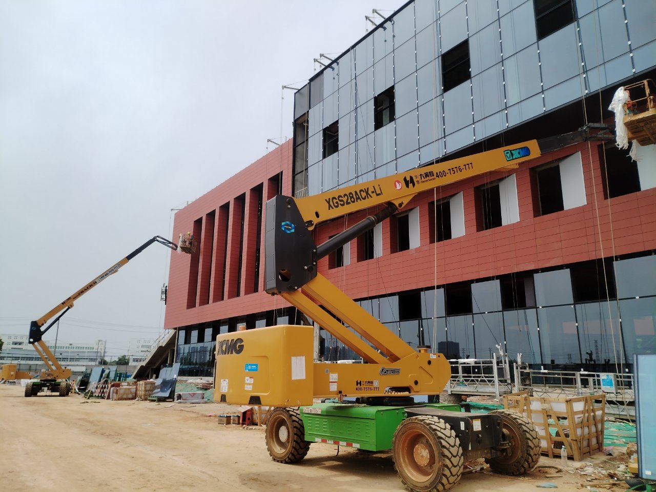 “绿”焕新能！esball官网电子游戏www.esball.comXGS28ACK-Li助力中国电子云研发基地打造绿色数字基建标杆