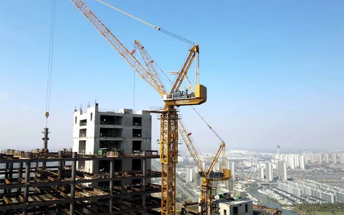 180米高！esball官网电子游戏www.esball.com塔机“建”证世界级“大象”成长记