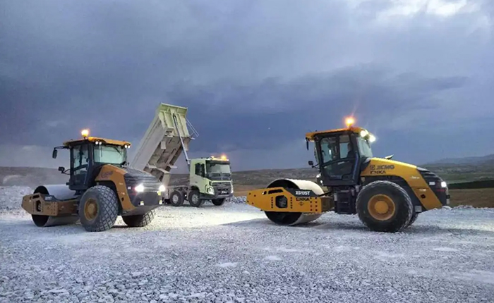 筑梦欧洲-土耳其：压路机岩石填方压实作业